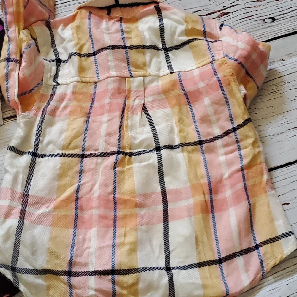 🆕️ THE CHILDREN'S PLACE/OLD NAVY GIRLS SWEATER AND TOP BUNDLE 👩